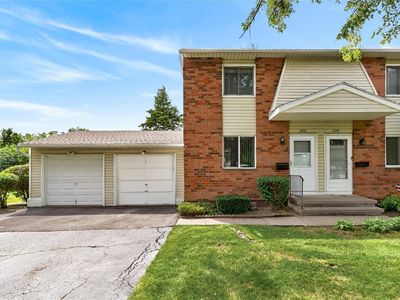 222 Fox Run