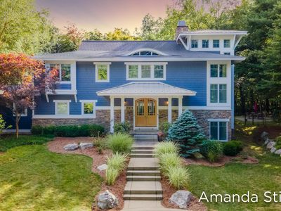 8842 Beech Hill Ct NE