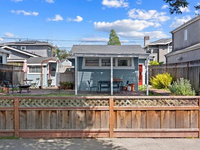 620 Sunset Dr