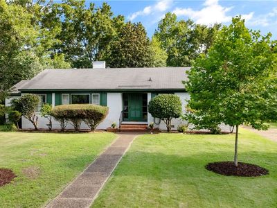 50 Brookhaven Dr