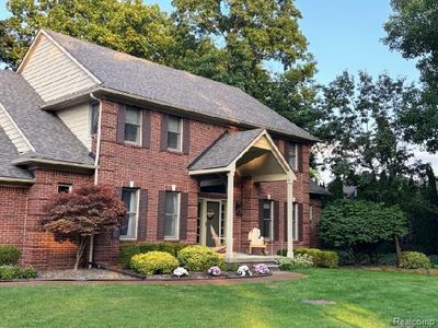 13757 Bridgewater Ct
