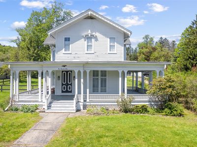 109 Main St