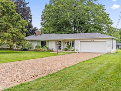 1266 Lawndale Rd