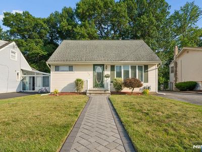 170 Colonial Ave