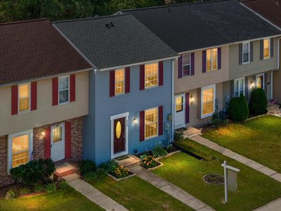 653 Stone Wheel Ct W