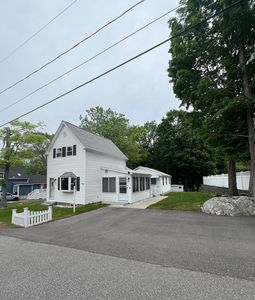 8 Maplewood Avenue