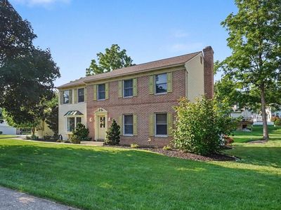2317 Forest Hills Dr