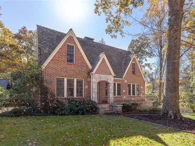 1691 Ridgewood Dr NE