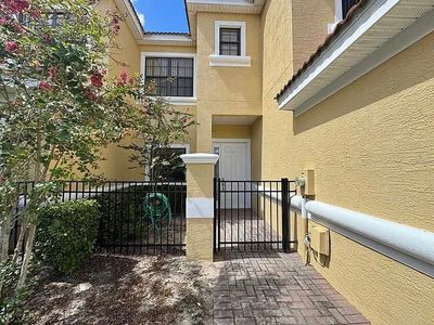 1270 Clove Dr