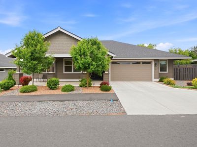 2714 NW 23rd Loop