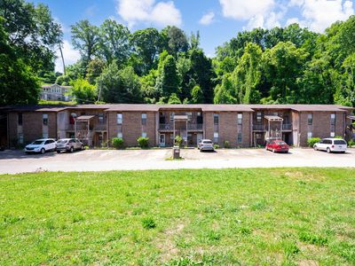 3800 Provence St APT 16