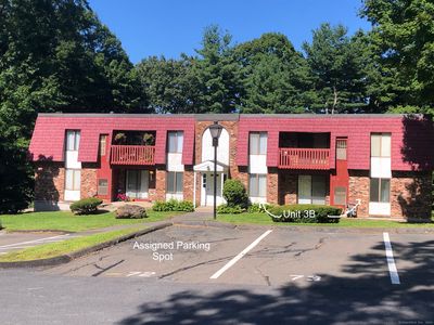 20 Woodsedge Dr APT 3B