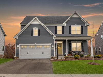 215 Falling Water Ln