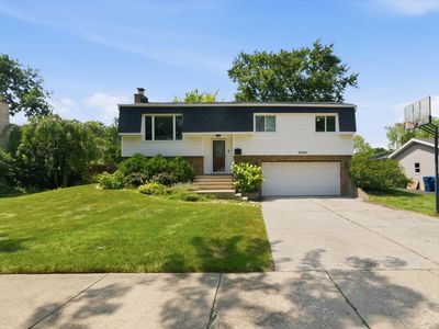 2206 Kingston Dr