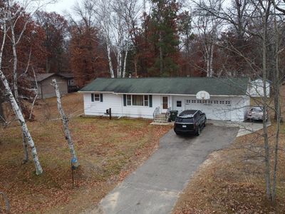 3783 Green Gables Rd