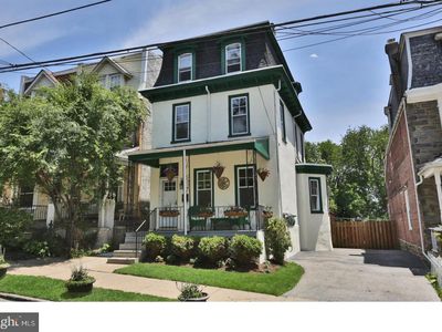 216 W Mount Pleasant Ave