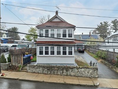 11 Oakland Ave