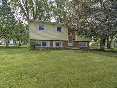 175 W Ash Ave