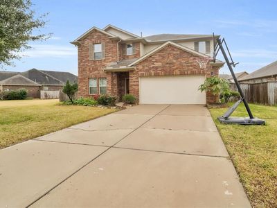 2704 Baywater Creek Ln