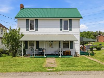 91 Lyman Ave