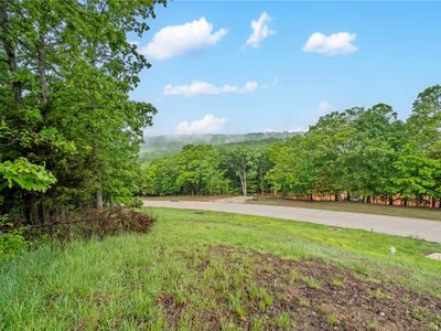 2709 E Stone Mountain Dr