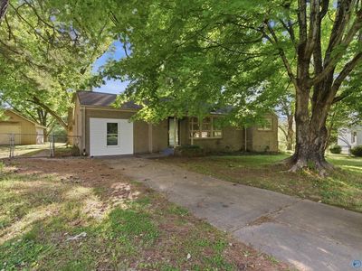 2217 Barrywood Cir NW