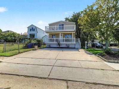 1562 N Ohio Ave