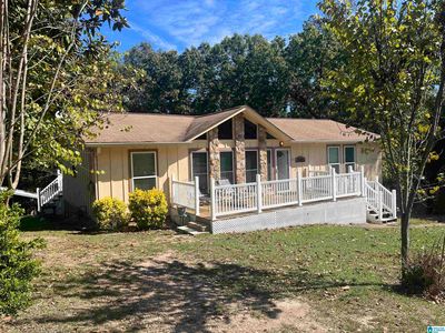 6331 Dogwood Ln