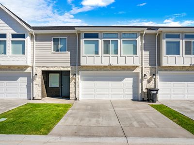 356 W Oregon Trail Dr #100