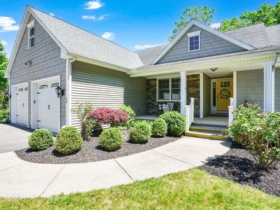 16 Fernwood Dr