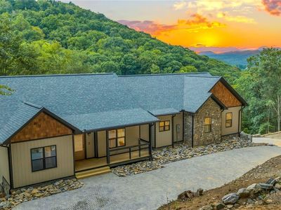 182 Skyland Trail