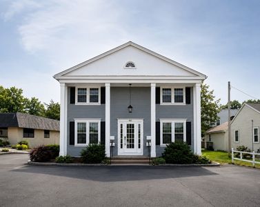 683 Main St