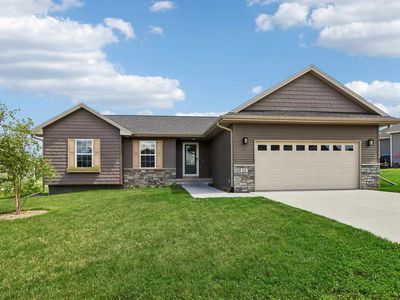Property at 113 Dogwood Ln, Tiffin, IA