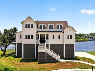 8 Rivers Bend Dr