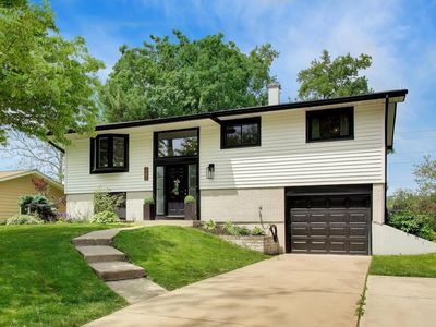 2S550 Gray Ave
