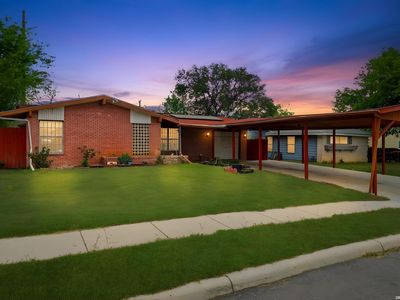 2211 Palomino Dr