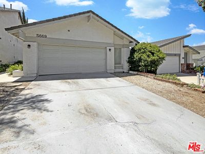5669 Lake Lindero Dr