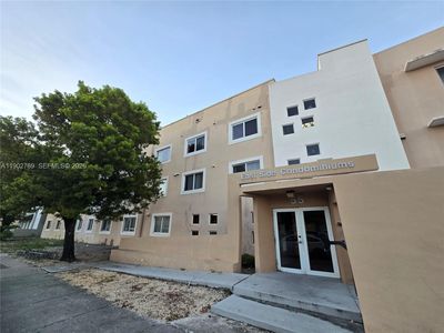 55 E 4th St Unit 302