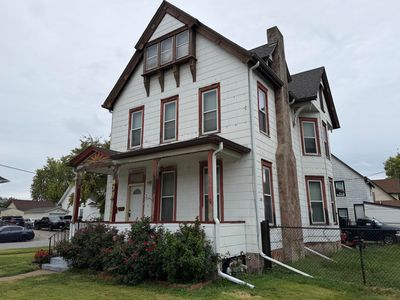 830 6th Ave