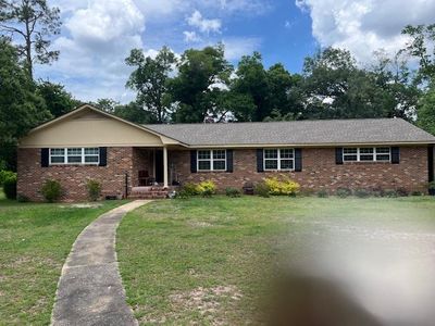 1409 Botts Dr