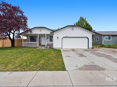 3308 Robinhood Loop
