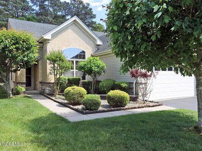 27 Vineyard Way