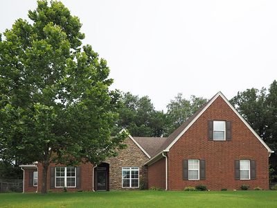 400 Eagle Valley Dr