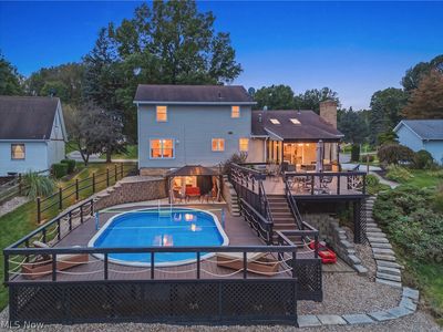 468 Roxbury Ave NW