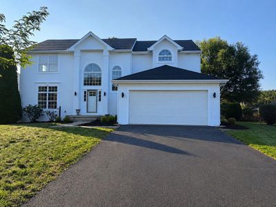1055 Huntingdon Dr