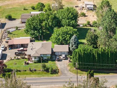 1010 Division Rd