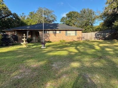 1220 Marseille Dr
