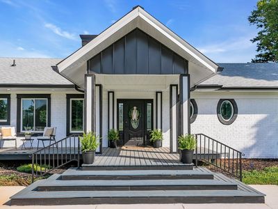 305 Waters Rd