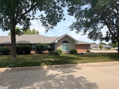 1703 Linden Dr APT C