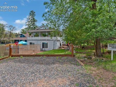 324 Terrace Pl